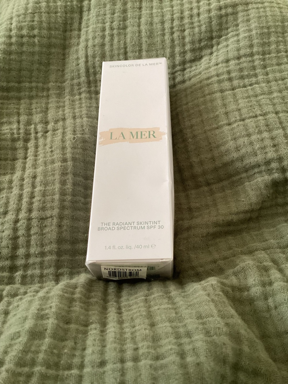 La Mer Radiant Skin Tint shade: medium 42